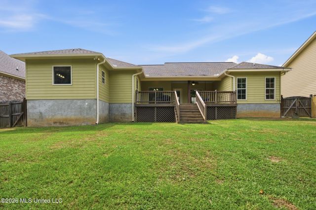53 Caitlynn Circle, Hattiesburg, MS 39402