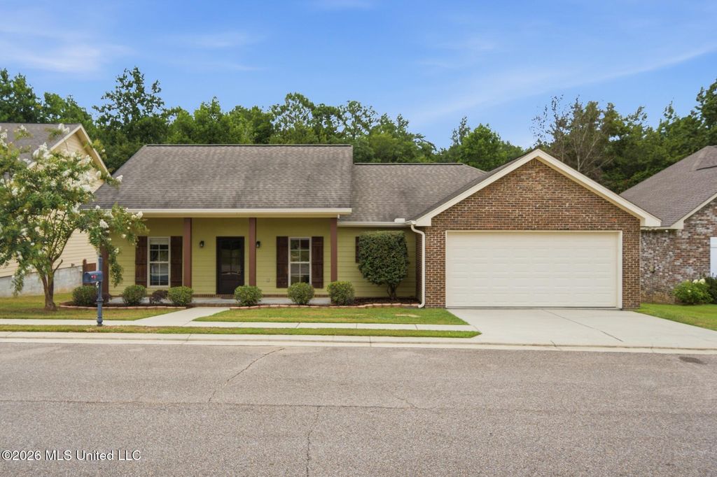 53 Caitlynn Circle, Hattiesburg, MS 39402