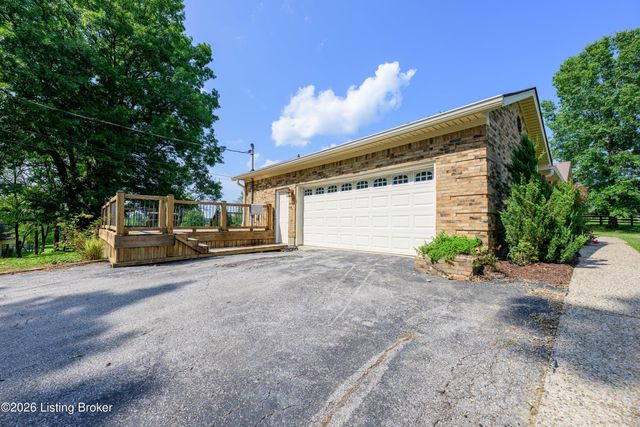 3212 Old Sligo Rd, La Grange, KY 40031