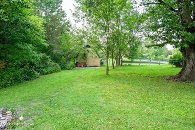 3212 Old Sligo Rd, La Grange, KY 40031