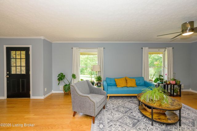 3212 Old Sligo Rd, La Grange, KY 40031