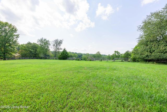 3212 Old Sligo Rd, La Grange, KY 40031