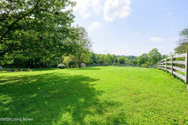 3212 Old Sligo Rd, La Grange, KY 40031