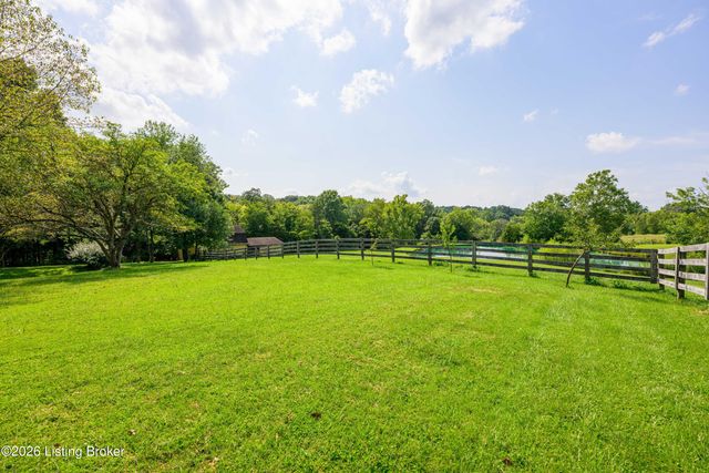 3212 Old Sligo Rd, La Grange, KY 40031