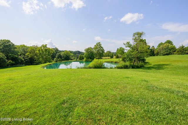 3212 Old Sligo Rd, La Grange, KY 40031