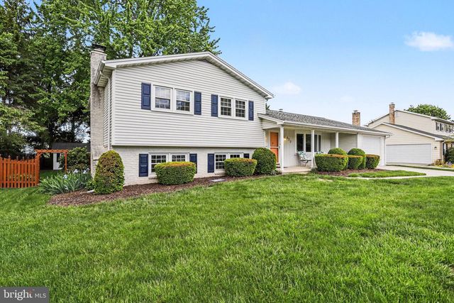 410 CLEARVIEW RD, Hanover, PA 17331