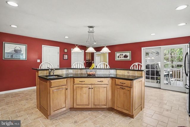 410 CLEARVIEW RD, Hanover, PA 17331