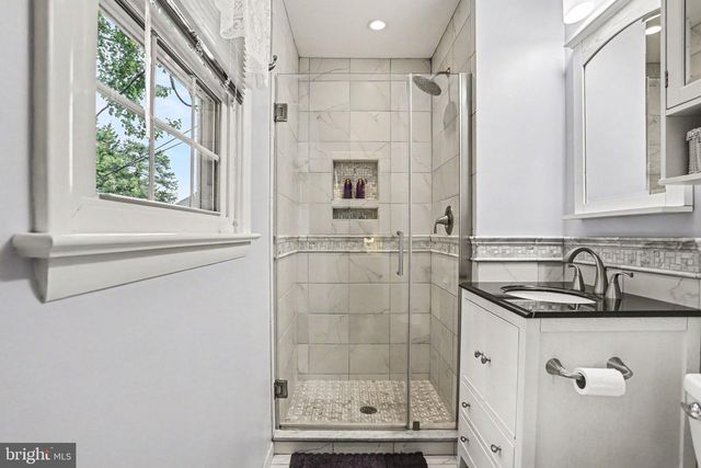 410 CLEARVIEW RD, Hanover, PA 17331