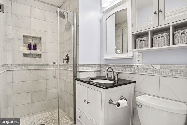 410 CLEARVIEW RD, Hanover, PA 17331