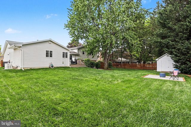 410 CLEARVIEW RD, Hanover, PA 17331