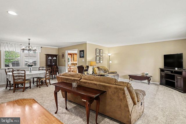 410 CLEARVIEW RD, Hanover, PA 17331