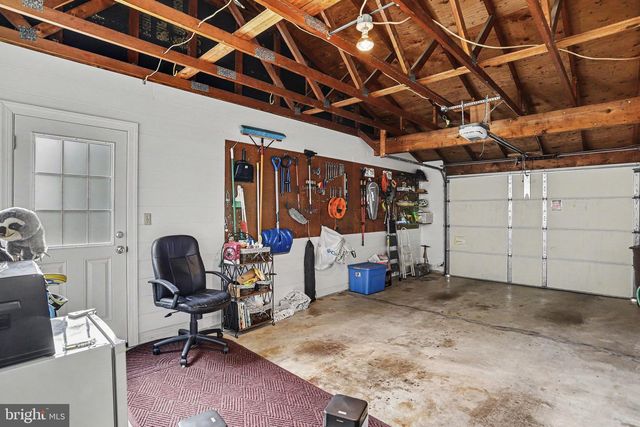 410 CLEARVIEW RD, Hanover, PA 17331