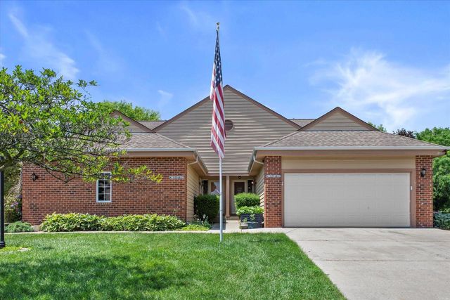 W159N4837 Graysland DRIVE, Menomonee Falls, WI 53051