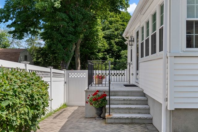 277 Vernon Street, Wakefield, MA 01880