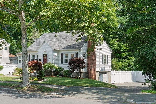 277 Vernon Street, Wakefield, MA 01880
