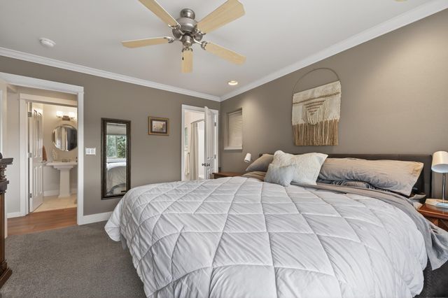 20726 Russell Drive, Bend, OR 97701