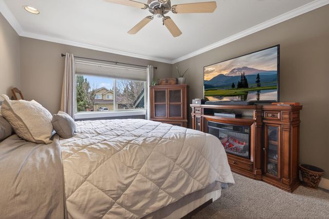 20726 Russell Drive, Bend, OR 97701