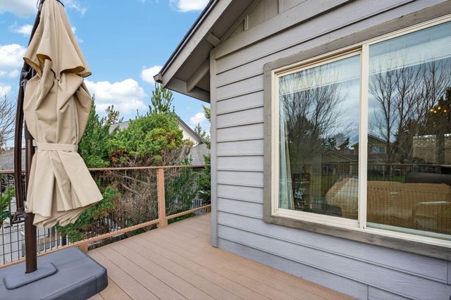 20726 Russell Drive, Bend, OR 97701