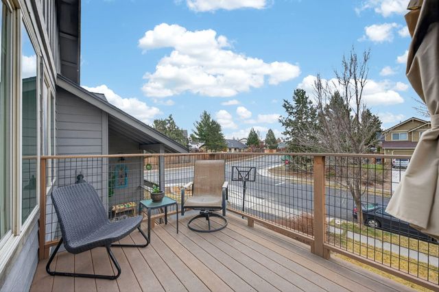20726 Russell Drive, Bend, OR 97701