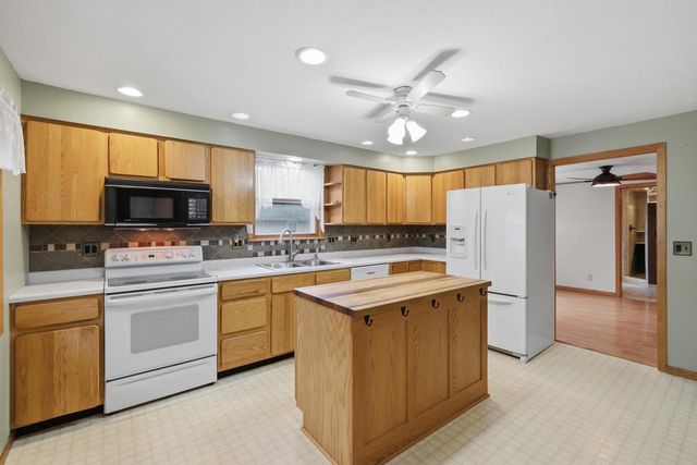 325 Chicago Street, Stoughton, WI 53589
