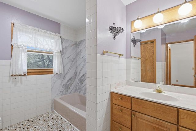 325 Chicago Street, Stoughton, WI 53589