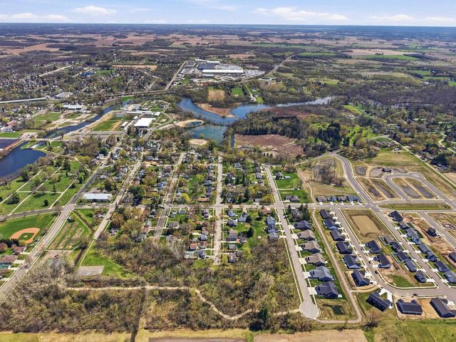 325 Chicago Street, Stoughton, WI 53589