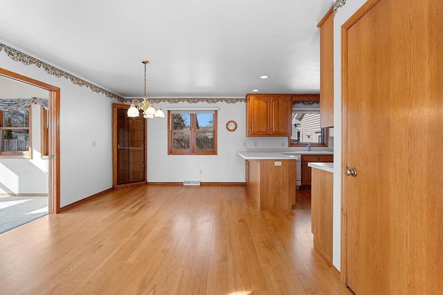 3133 SELMA COURT, Appleton, WI 54914