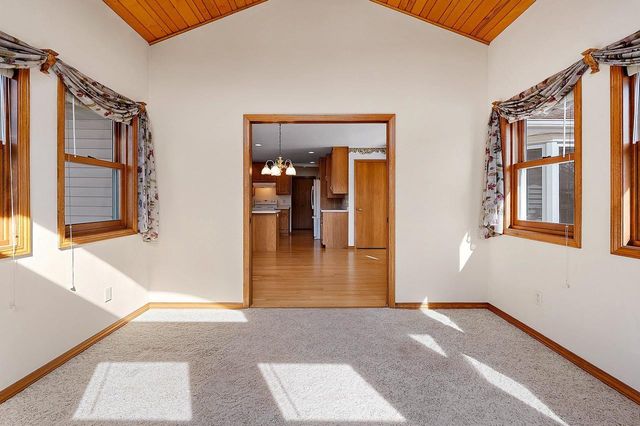 3133 SELMA COURT, Appleton, WI 54914