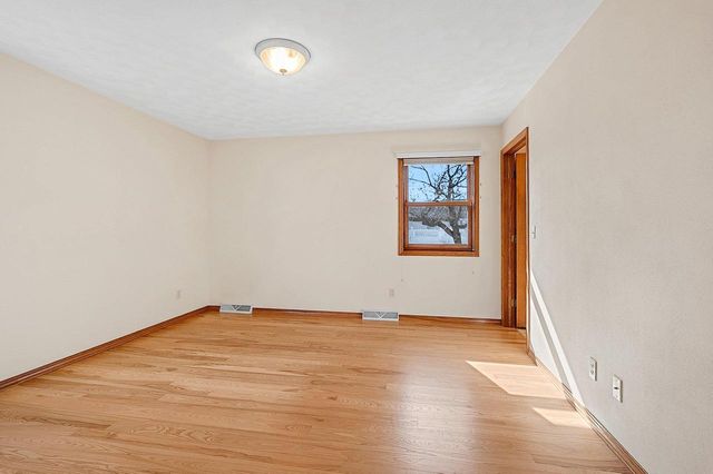 3133 SELMA COURT, Appleton, WI 54914