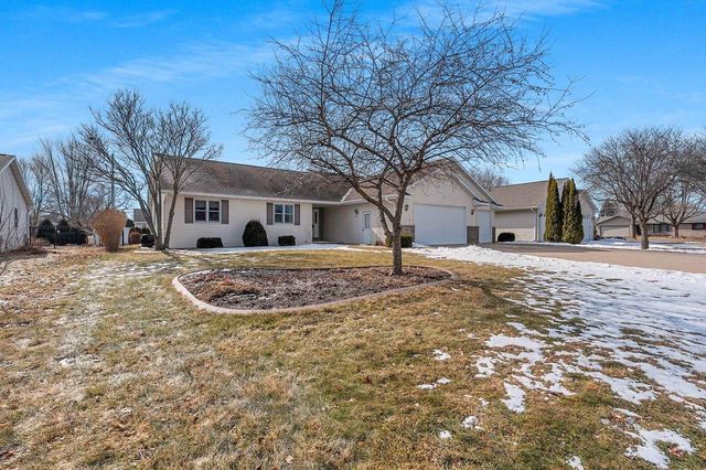 3133 SELMA COURT, Appleton, WI 54914