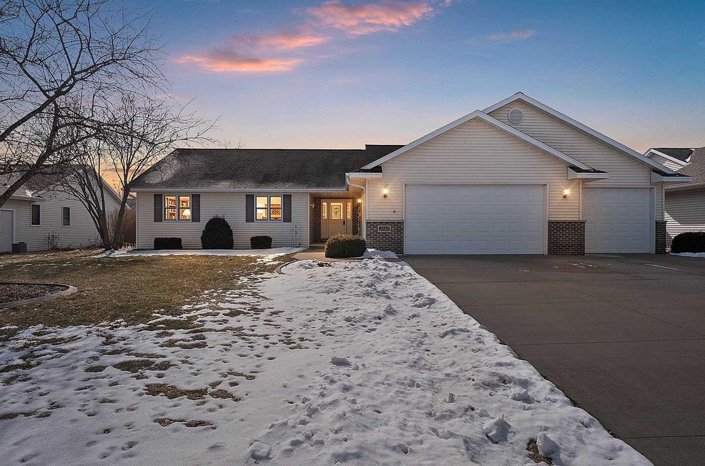 3133 SELMA COURT, Appleton, WI 54914