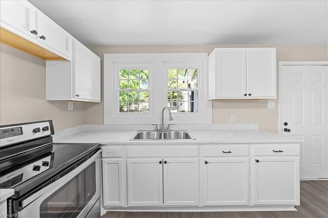 628 Elm Street, Graham, NC 27253