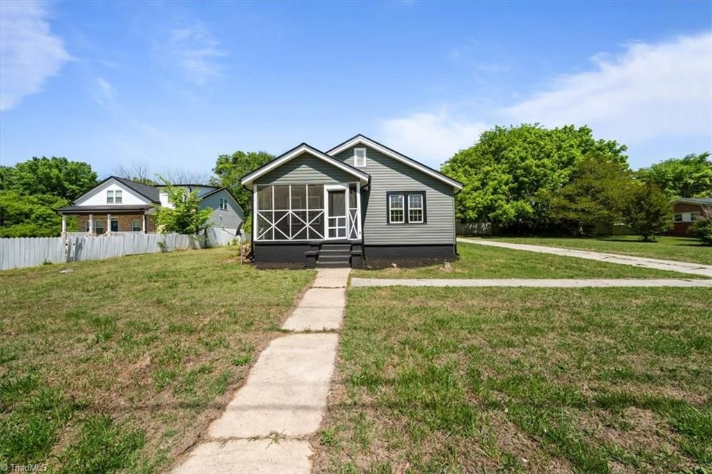 628 Elm Street, Graham, NC 27253