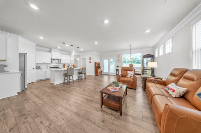 1835 wabash Place, Boiling Springs, SC 29316
