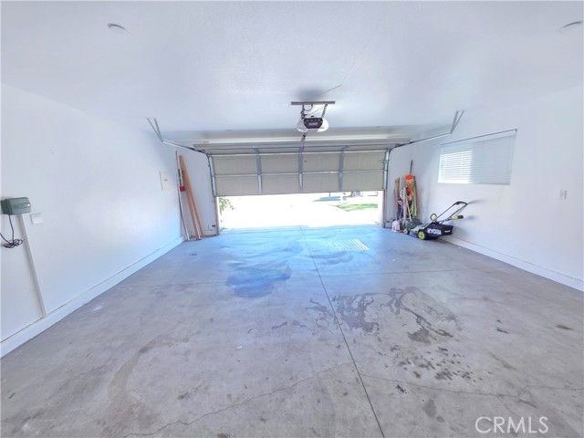 355 S Inez, Hemet, CA 92543