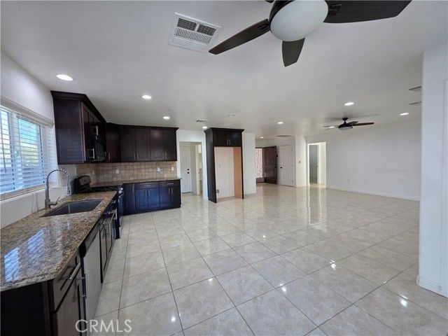 355 S Inez, Hemet, CA 92543