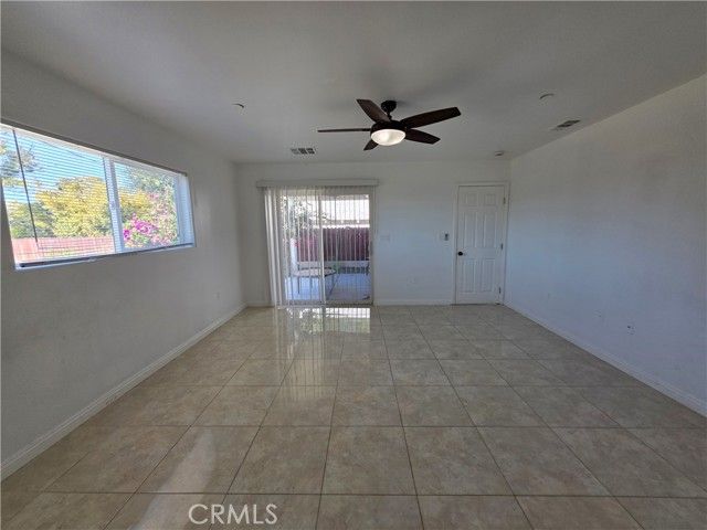 355 S Inez, Hemet, CA 92543