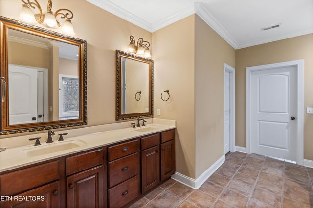 3228 NW Mountain Pointe Drive, Cleveland, TN 37312