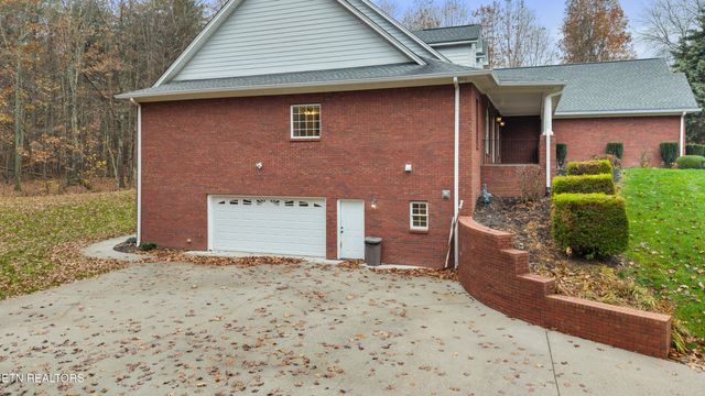 3228 NW Mountain Pointe Drive, Cleveland, TN 37312