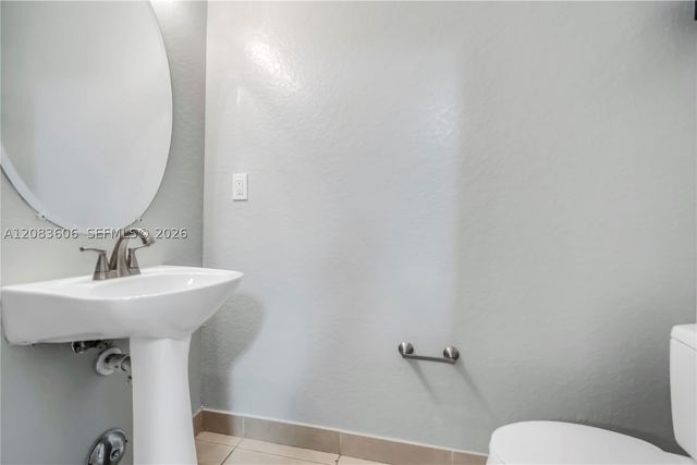 7401 Palomino Dr 114-1, Davie, FL 33024