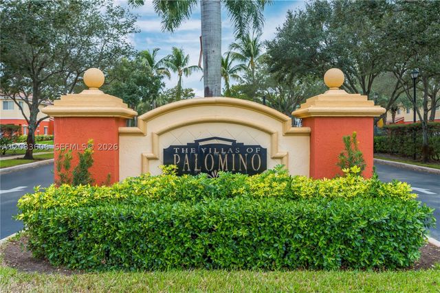 7401 Palomino Dr 114-1, Davie, FL 33024