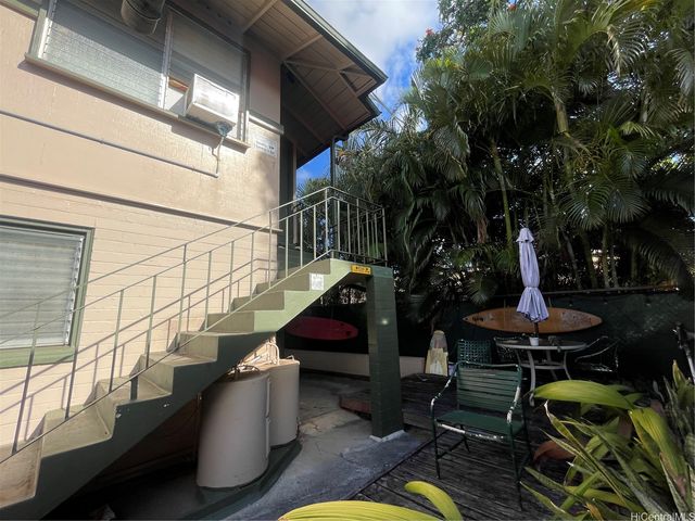 2908 Varsity Circle, Honolulu, HI 96826