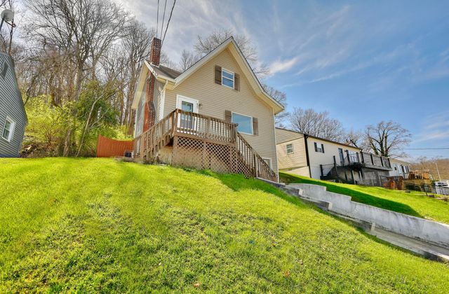 623 Cleveland Avenue, Taylor Mill, KY 41015