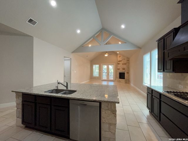 8510 Carmel Grove, Boerne, TX 78015