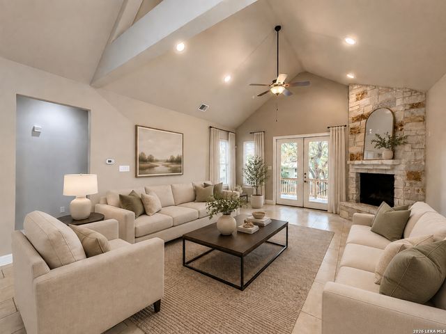 8510 Carmel Grove, Boerne, TX 78015
