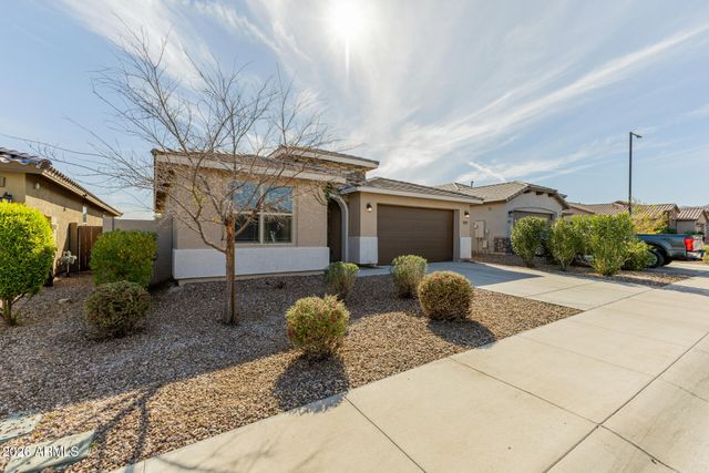 19583 W VALLE VISTA Way, Litchfield Park, AZ 85340