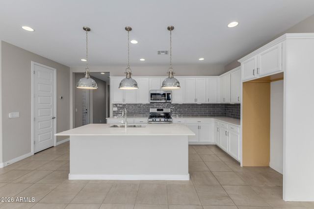 19583 W VALLE VISTA Way, Litchfield Park, AZ 85340