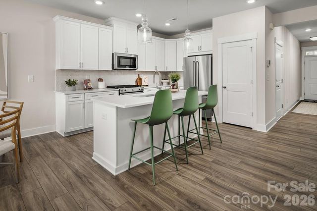 3050 Finchborough Court, Charlotte, NC 28269