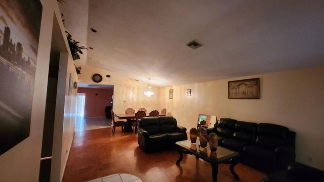 1207 Hatteras Circle, Greenacres, FL 33413
