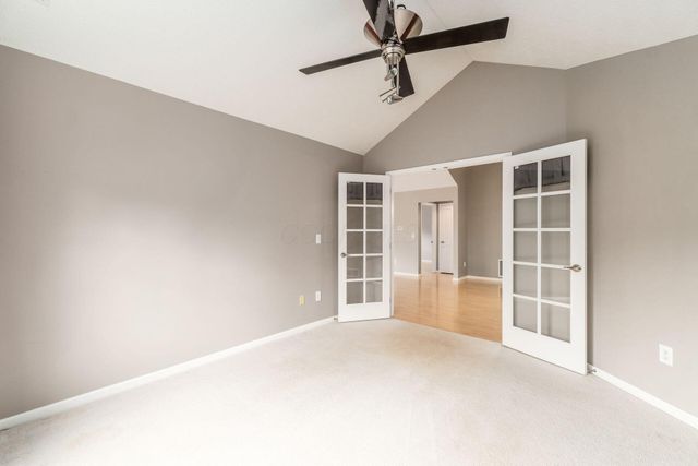 6516 Lakeview Circle, Canal Winchester, OH 43110